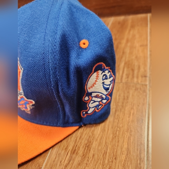 American Needle New York Mets Hat Snapback Cap Mr. Met Copperstown Collection - Picture 2 of 5